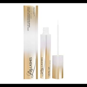 Lilly lashes lash enhancing serum